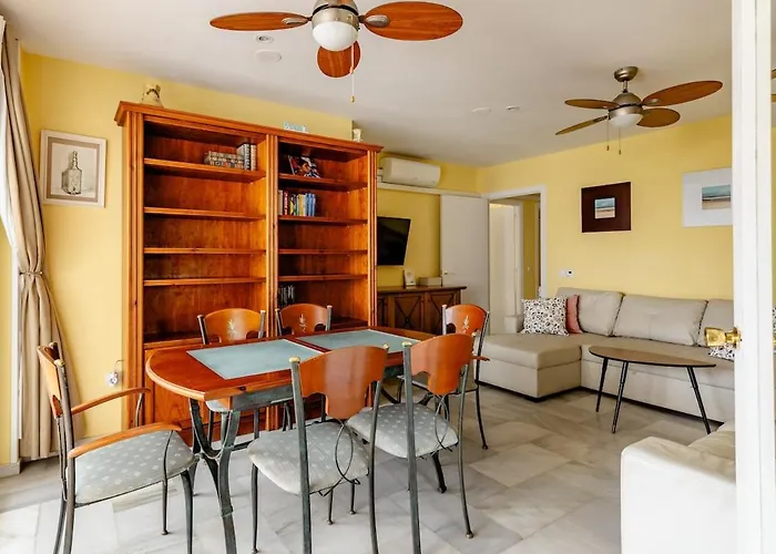 아파트 Carihuela *